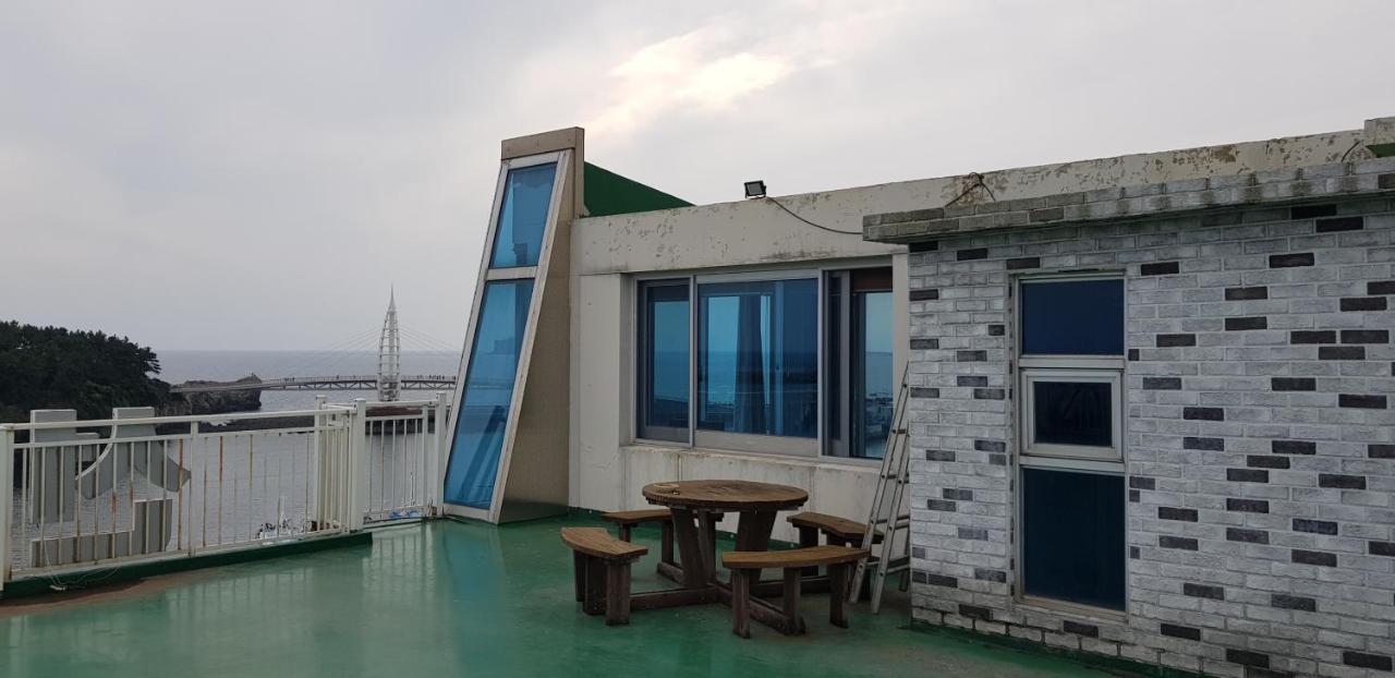 Seom Story Pension Seogwipo Exterior photo